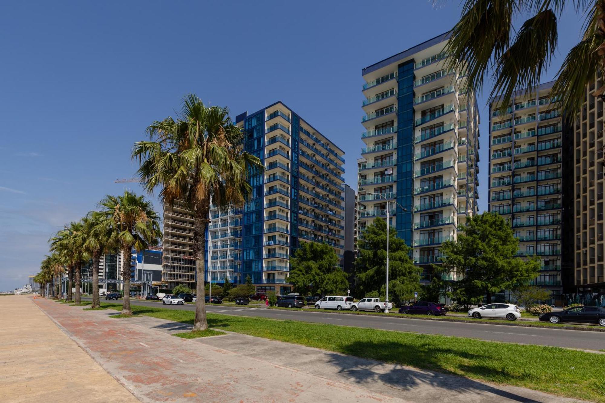 Aqua Batumi Hotel & Apartments Екстериор снимка